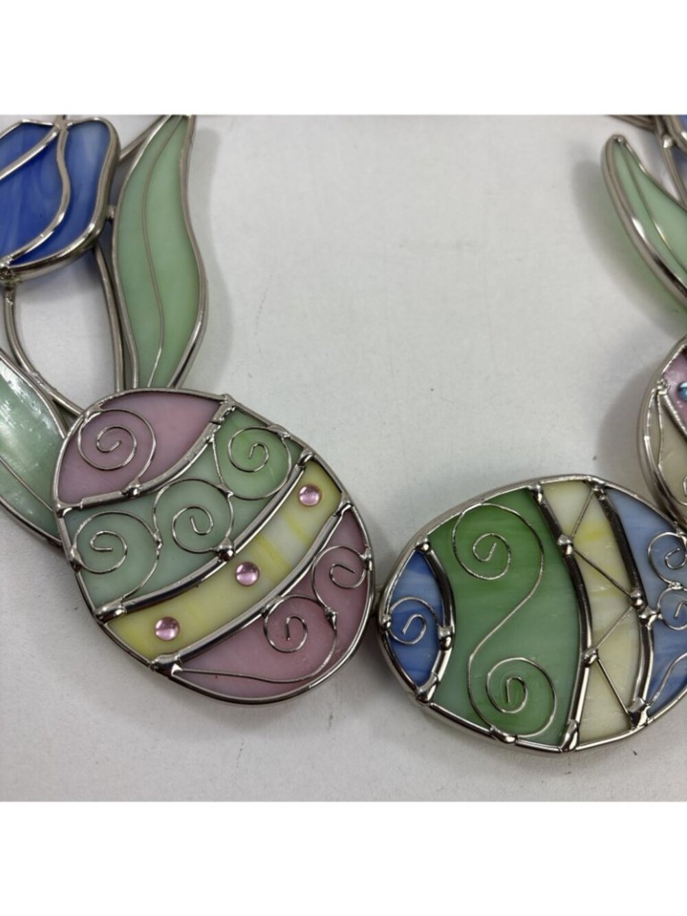 Stained Glass Easter Egg Tulip Wreath Hanging Suncatcher - Picture 2 of 7